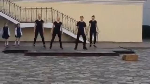 TREBLE REEL смотреть онлайн