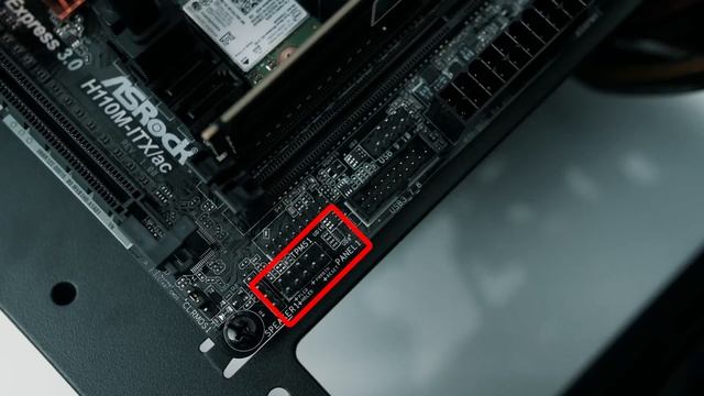 How To Build A $500 Gaming PC w/ Windows 10 Install смотреть онлайн