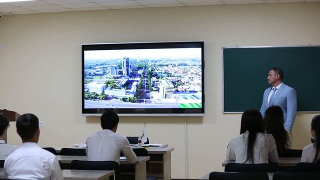 Филиал встречает студентов! смотреть онлайн