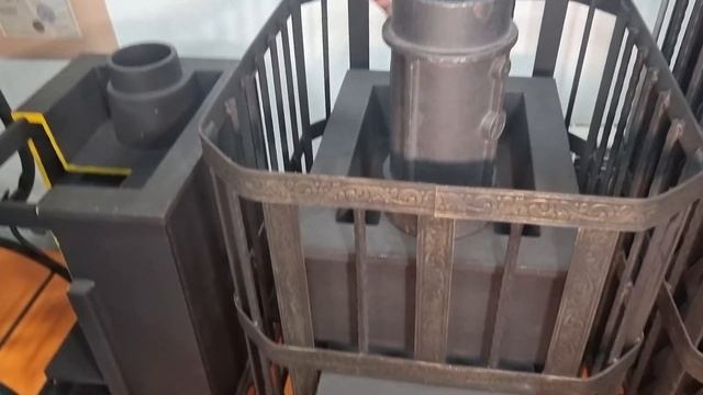 Ура! Классическая, НО ЦЕЛЬНОЛИТАЯ! Чугунная банная печь. Сибирь 25 Толщиной 12мм и с дожигателем! смотреть онлайн