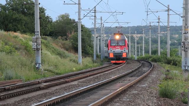 ЭП1М-733 с поездом №285А Мурманск - Новороссийск смотреть онлайн