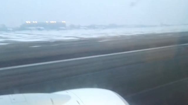 Plane takes off Rynair Bucharest - Milaro (sunrise) смотреть онлайн
