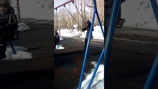 Как я делаю сальто с качели версии 2 под музыку смотреть онлайн
