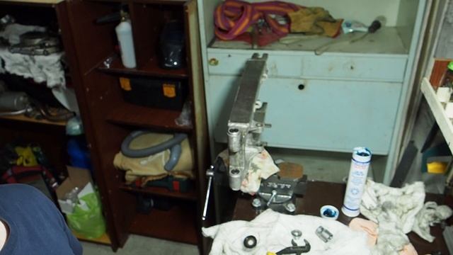 Замена подшипников маятника и прогрессии. Honda xr 250 #Hondaxr250#xr250 смотреть онлайн