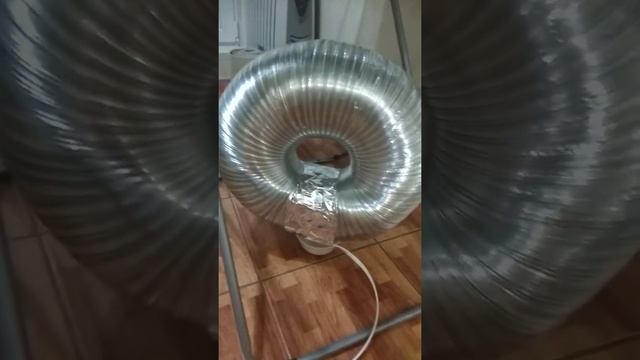 Обогреватель из гофры с помощью лампы накаливания. смотреть онлайн
