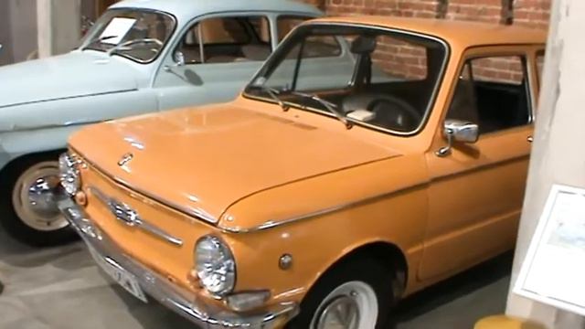 Музей Моторизации. Вроцлав. Автомобили Джона Кеннеди и звёзд Голливуда. смотреть онлайн