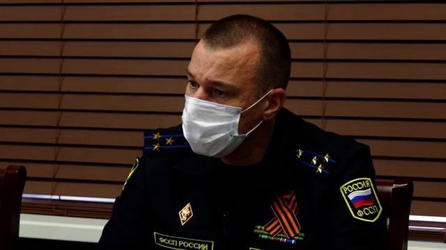 Порядка 20 обращений приняли главы областной прокуратуры и региональной службы судебных приставов смотреть онлайн
