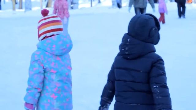 Каток_тгк1 | Волонтеры Карелии на коньках смотреть онлайн