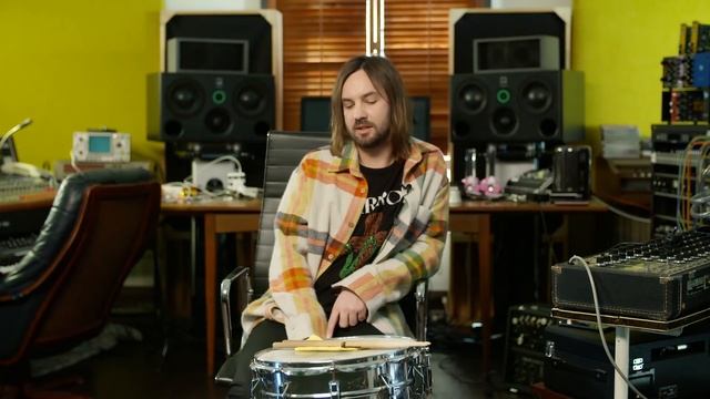 Tame Impala's Kevin Parker Breaks Down His Favorite Drum Sounds | Under the Influences | Pitchfork смотреть онлайн