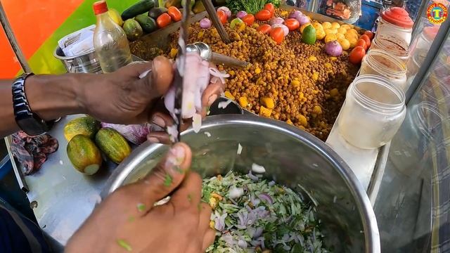 This Famous Chana Masala Chaat Wala Rs 10 ! Sells Clean Chana Chaat with Sharp Knife Skills! BdFood смотреть онлайн