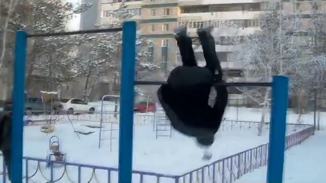 [naiman-muslim] Тренировки на турниках!.mp4 смотреть онлайн