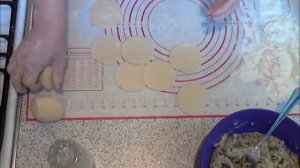 ВАРЕНИКИ С КАРТОШКОЙ И СОЛЕНЫМИ ГРИБАМИ Самые Вкусные. Простой рецепт.