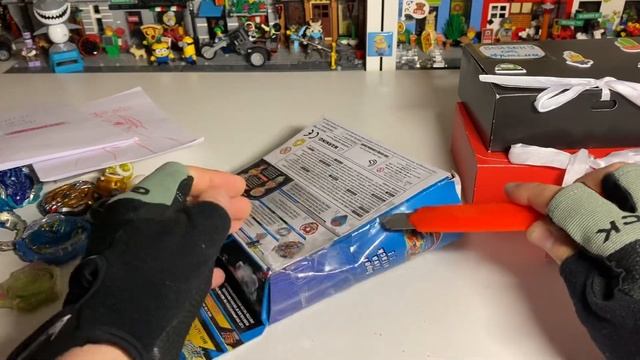 Подарили Такара Томи?! Распаковка подарков / Бейблэйд Бёрст / Beyblade Burst / Бейблэйд Бёрст смотреть онлайн