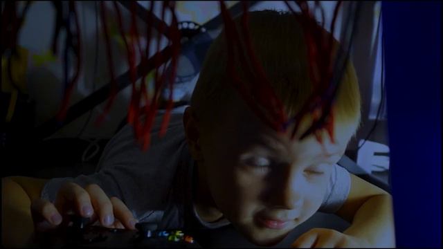 Terminator Under The Bed/Терминатор под кроватью