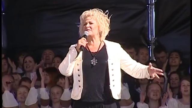 Анне Вески на Дне Республики