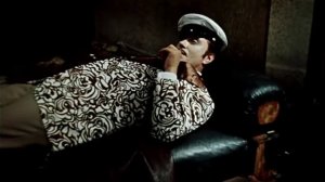 Киса, зачем вам деньги? Вы уже старенький.