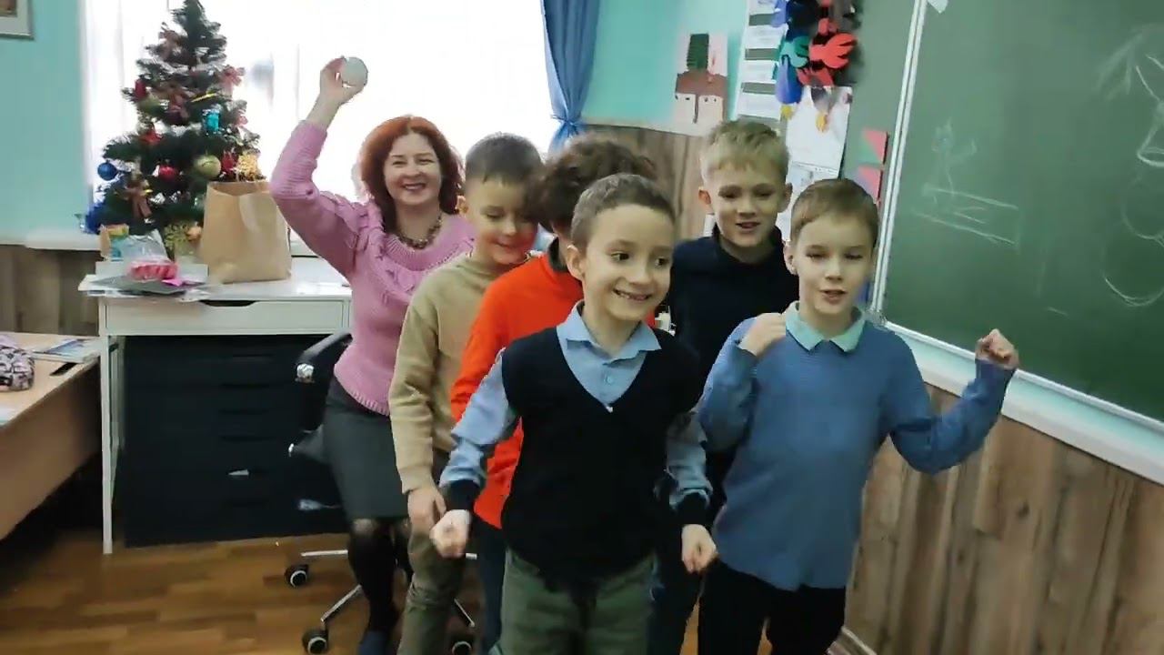 С новым годом 1-А смотреть онлайн
