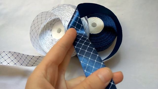 Лента атласная с рисунком ромбы 2.5см. Интернет магазин "Радужный КАБОШОН" смотреть онлайн