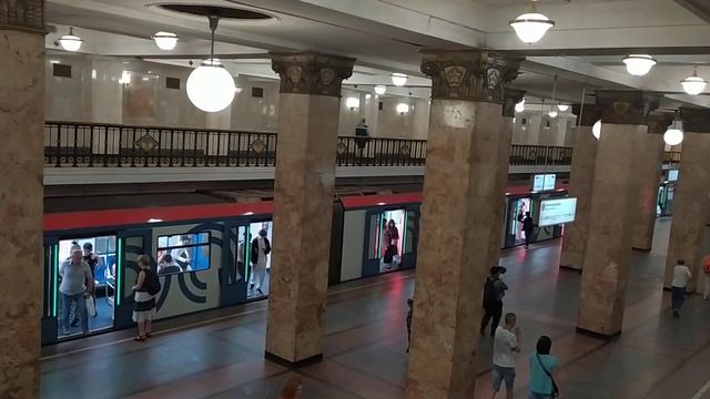 Электропоезд 81-765/766/767 