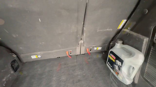 Авто по низу ринка Ford Transit Сourier 2015 1.5 дизель механіка Київ смотреть онлайн