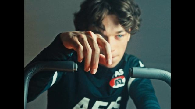 A Cinematic Workout - Sony ZV-E10 смотреть онлайн