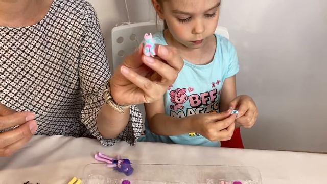 Больше 30 нарядов! В игровом наборе "My Little Pony: Девочки из Эквестрии". Искорка и Флаттершай. смотреть онлайн