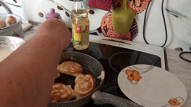 26 августа 2021 г.сегодня оладьи//оладушки//Благодарю за просмотры. смотреть онлайн