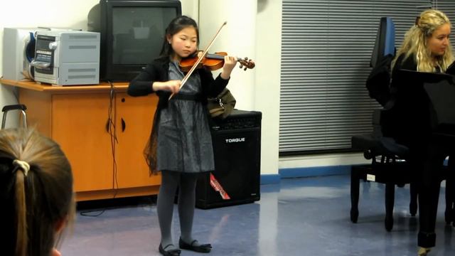 Bourrée de J. S. Bach. Inés Fu, 14 de diciembre 2011