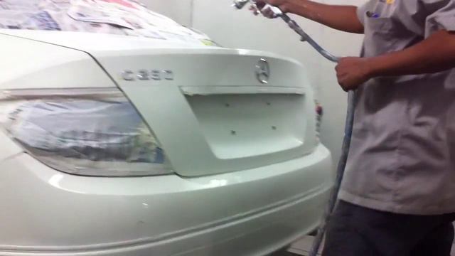 Kar-Worx & Spa: Mercedes bumper painting in paint-booth смотреть онлайн