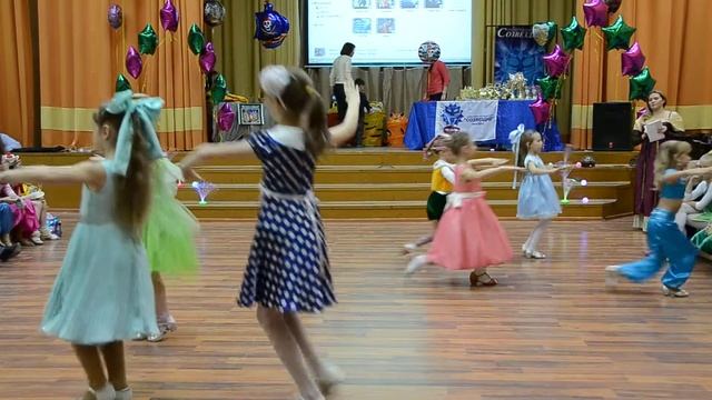 Вальс соло В гостях у сказки, 11апр2014 смотреть онлайн