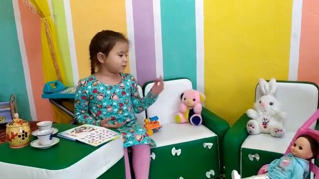 Стихотворение Агния Барто "Я выросла" читает Вероника Козлова - 6 лет смотреть онлайн