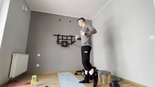 Тренировка в карантин дома. Домашний спортзал. смотреть онлайн