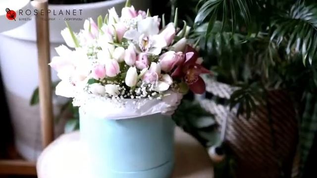 Розы в коробке от roseplanet.ru Москва Интернет магазин розы и букеты. смотреть онлайн