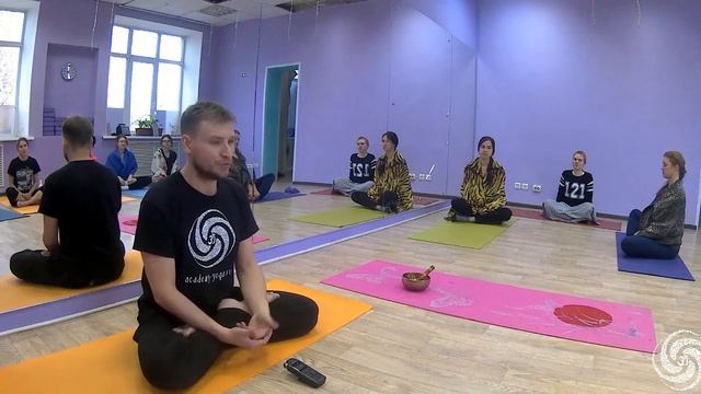 Введеник в пранаяму на дне открытых дверей смотреть онлайн