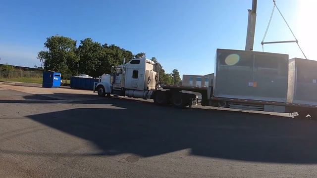 36. Дальнобой по США. Разгружаем негабарит Charlotte, NC смотреть онлайн