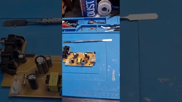 bbk smp240hdt2 не включается,мигает зеленым смотреть онлайн