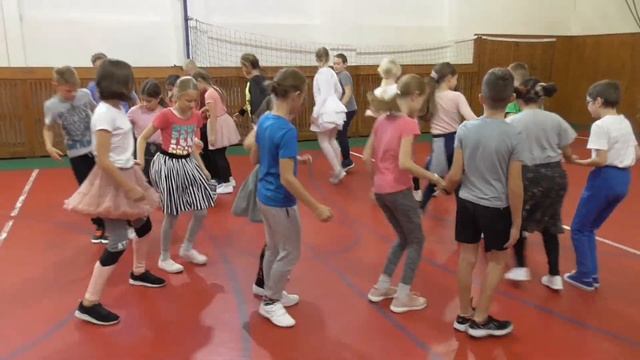 Tanec 4.B смотреть онлайн