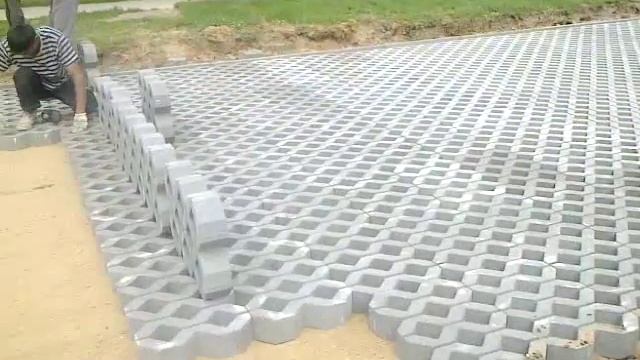 8  Экопарковка  Установка газонной бетонной решетки