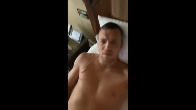 Дзюба делает на камеру. ПОЗОР!! смотреть онлайн