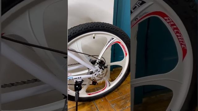 Велосипед BMW смотреть онлайн