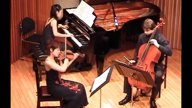 Trio Rinascimento goes east to west - Tokyo, Musicasa (31.03. 2006) / トリオ　リナシメント смотреть онлайн