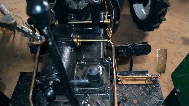 Видеообзор: Мини-трактор Catmann MT-240 смотреть онлайн