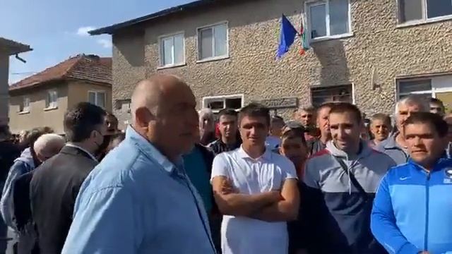 Борисов в с. Грашево: Тук не е жълтите павета, да видят кой кой е.20.9.2020 смотреть онлайн