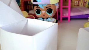 В ПРЯТКИ ИГРАЛИ ИЗ САДИКА СБЕЖАЛИ?? Куклы ЛОЛ СЮРПРИЗ Смешные МУЛЬТИКИ ДАРИНЕЛКА