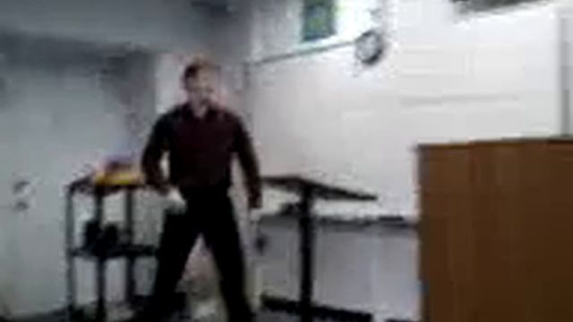 How To: Run, Jump and Skip AT THE SAME TIME! with Mr. Bishop смотреть онлайн