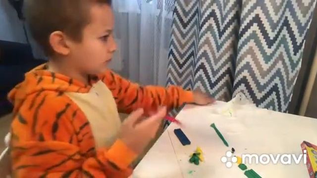 Лепим из пластилина ёжика! смотреть онлайн