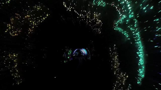 Travelling Shanghai: psychedelic trip through Bund Tunnel смотреть онлайн