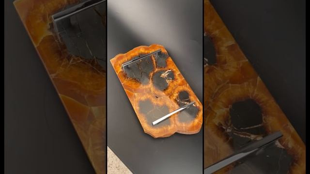 Сервировочные столики из Симбирцита. #симбирцит #сервировочныйстолик #натуральныекамни #столик смотреть онлайн