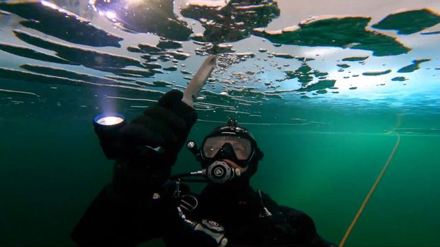 Ice Diving In The Arctic. Подлёдные погружения в Арктике