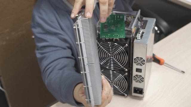 Обзор StrongU Miner STU U6 420G x11 смотреть онлайн